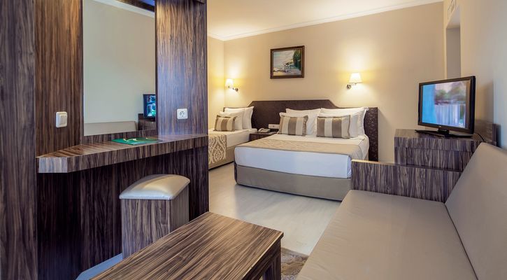 CLUB HOTEL TURAN PRİNCE WORLD