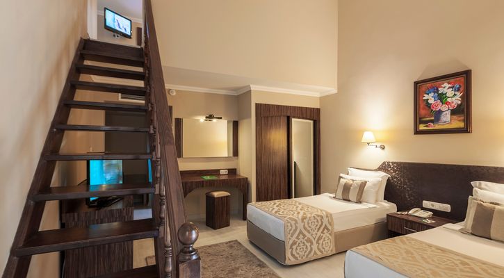 CLUB HOTEL TURAN PRİNCE WORLD