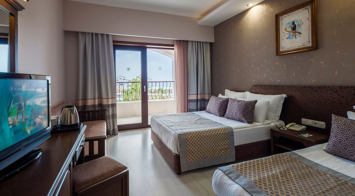 CLUB HOTEL TURAN PRİNCE WORLD