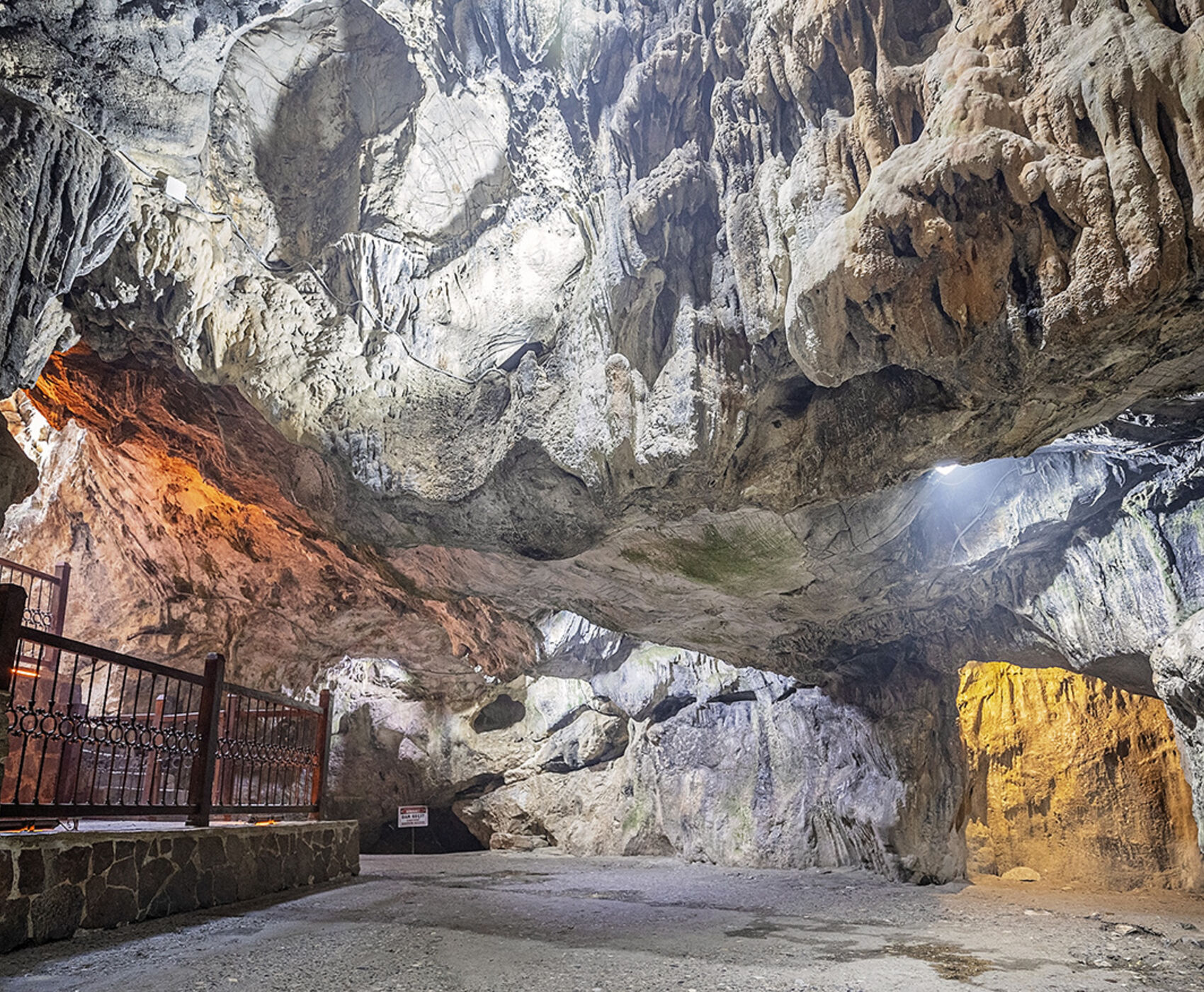 MERSİN TARSUS TOUR WITH BUS