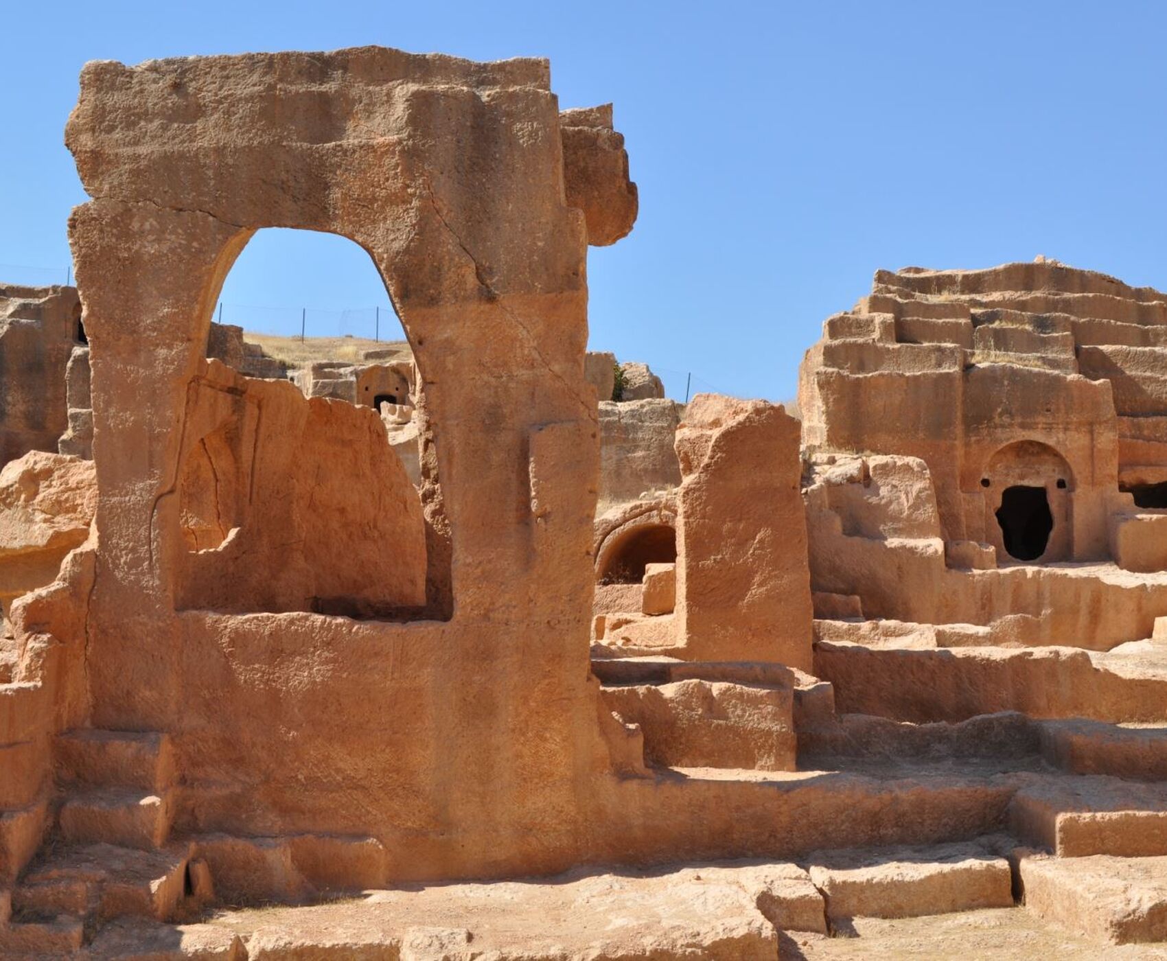 Diyarbakir Midyat Mardin Harran Gobeklitepe Gaziantep tour by plane