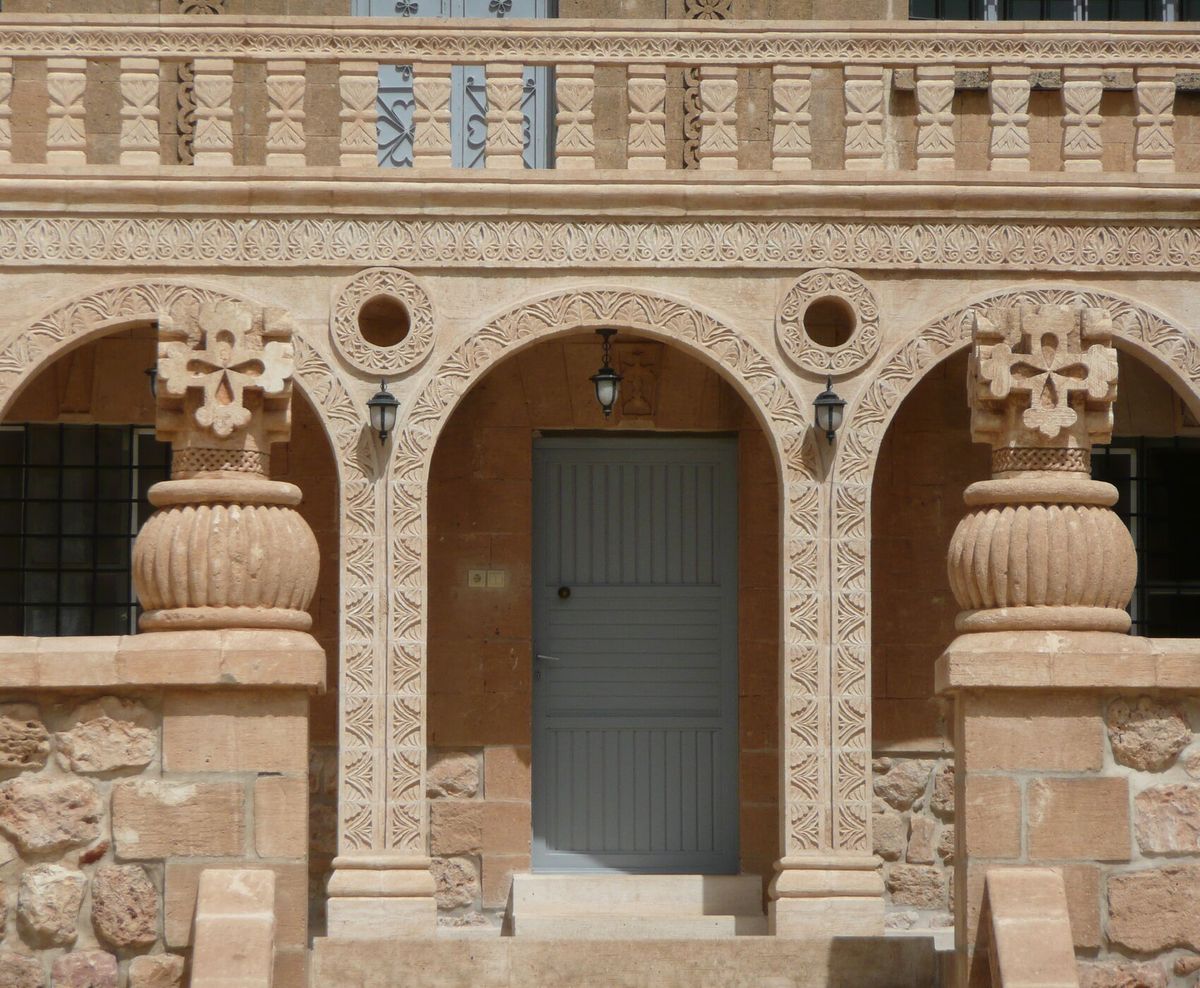 Diyarbakir Midyat Mardin Harran Gobeklitepe Gaziantep tour by plane