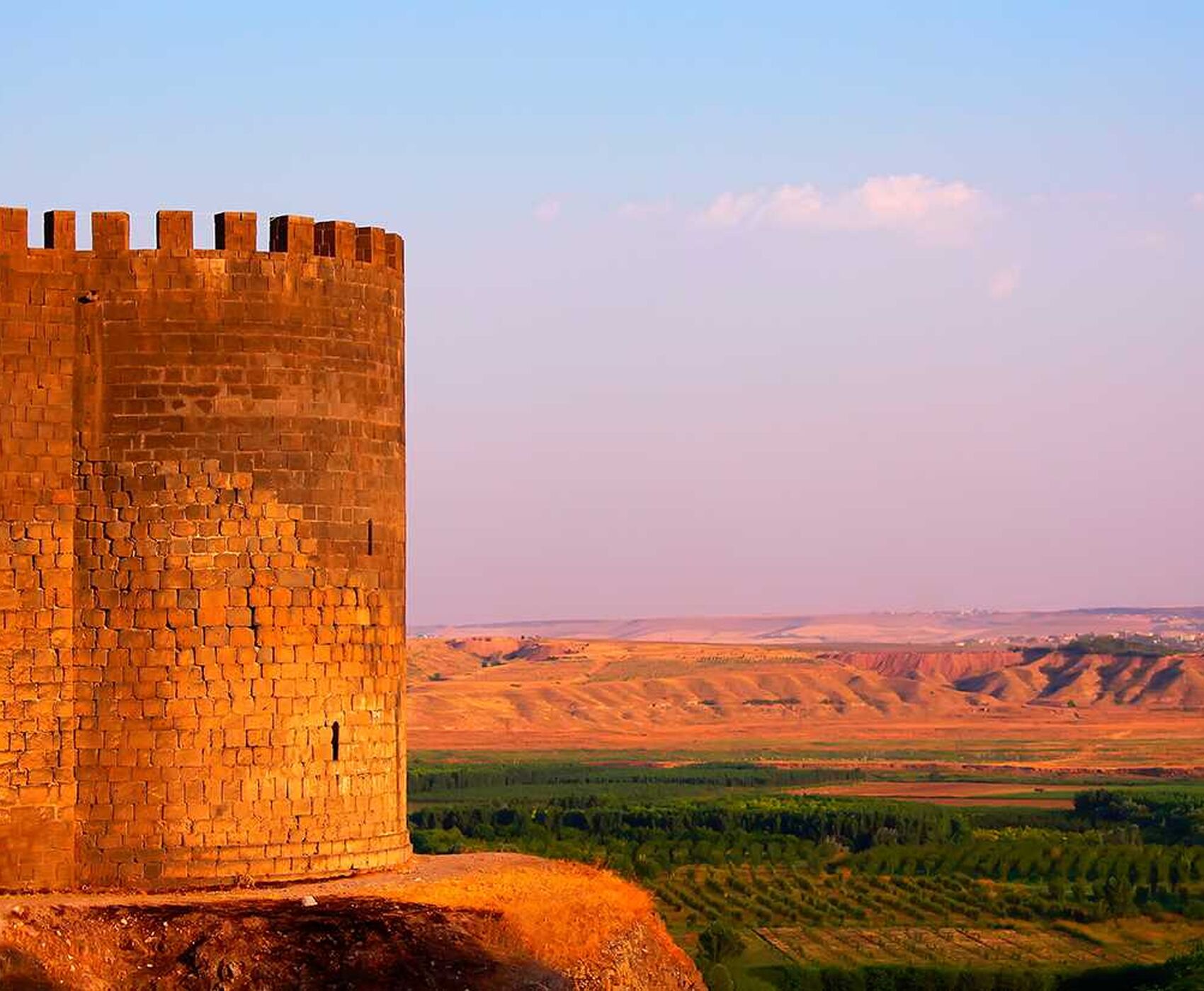 Diyarbakir Midyat Mardin Harran Gobeklitepe Gaziantep tour by plane