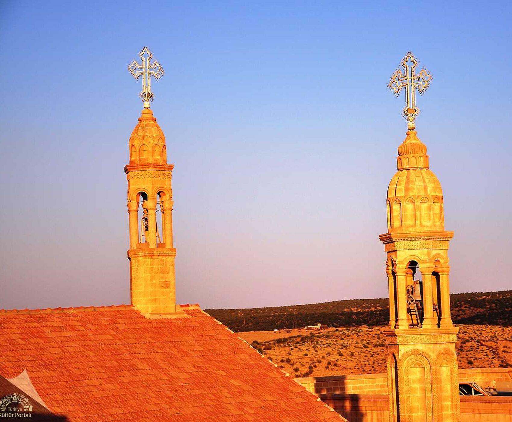 Diyarbakir Midyat Mardin Harran Gobeklitepe Gaziantep tour by plane