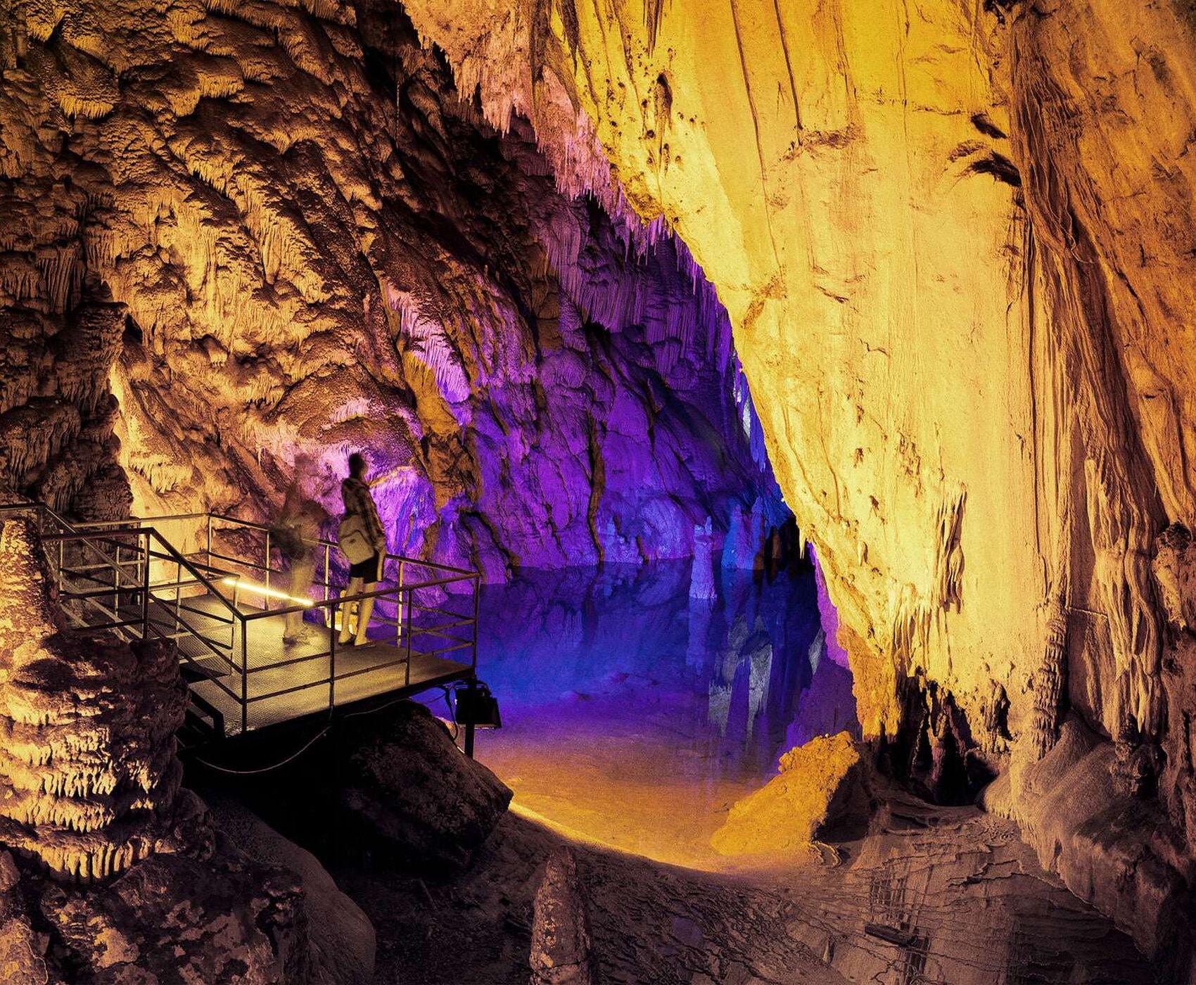 SAPADERE CANYON & DIM CAVE & DIM STREAM TOUR